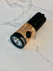 Manker E14 IV Flashlight Cool & Neutral White with Battery 4000 Lumens