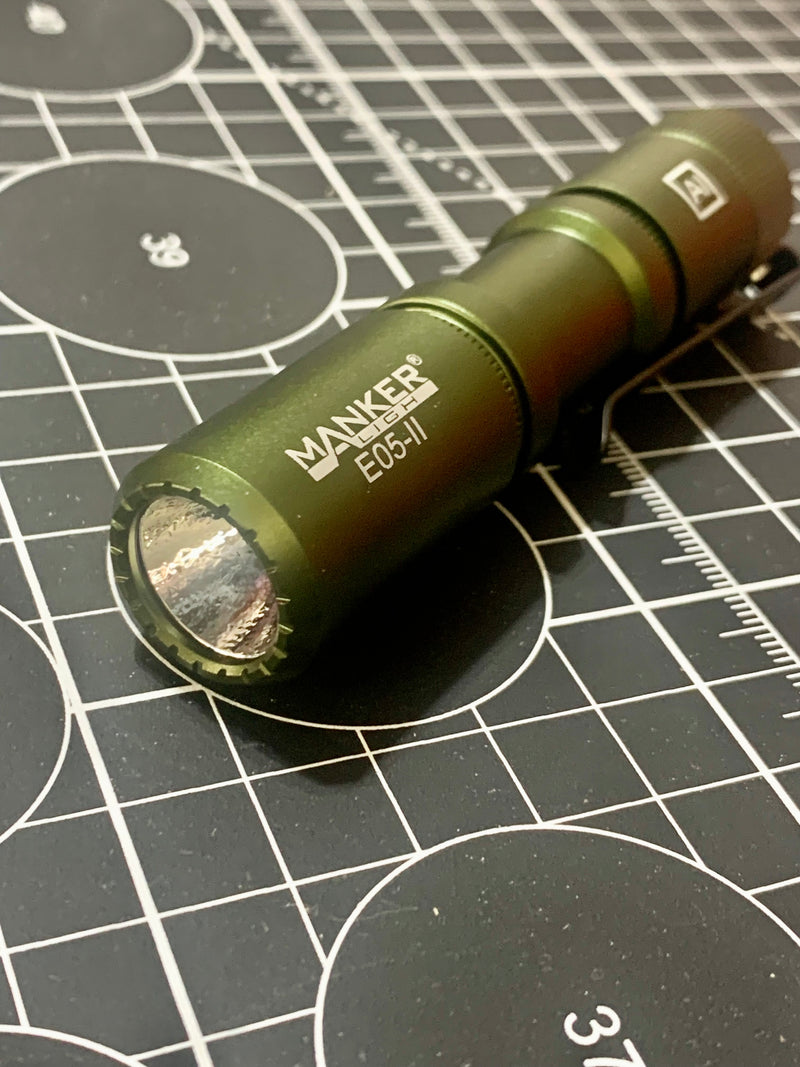 Manker E05 II 800 Lumens High Output EDC Flashlight (Army Green) NICHIA 519A 4000K R9080