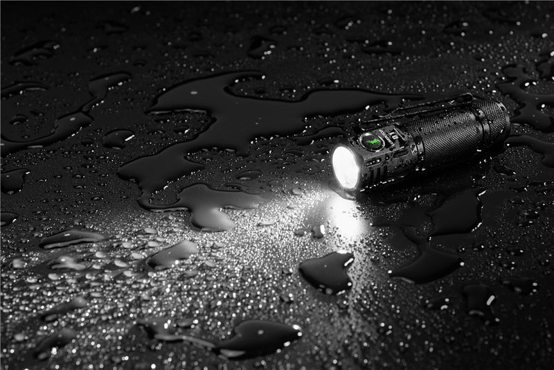 Lumintop D1 1500 Lumens Nichia 219C LED