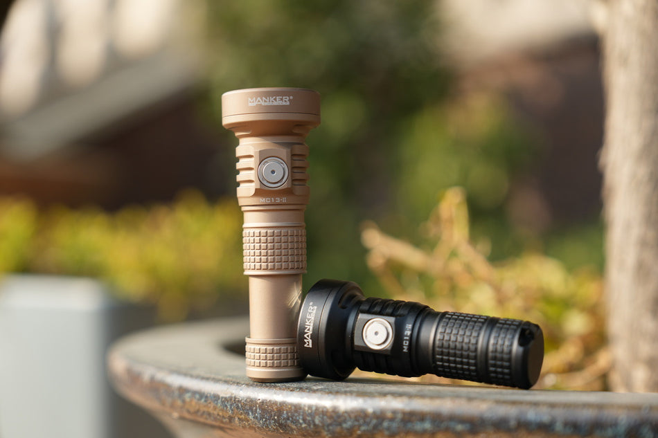 Manker MC13 II 90.2 LED 4000 Lumens with Battery (Black & Sand)