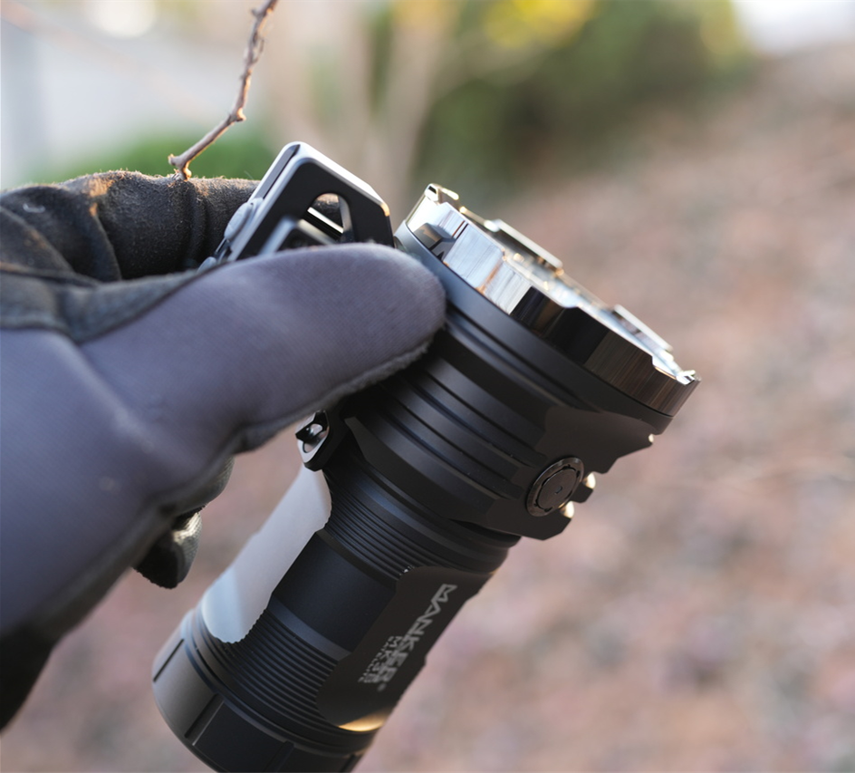 Manker MK38 Satellite Multi-Purpose Handheld Searchlight (Power by 3x 21700 Batteries) 41,500 Lumens